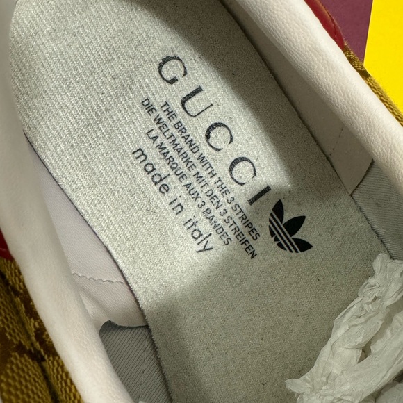 Gently used Gucci X Adidas Gazelle, with GG monogram. - Picture 6 of 6